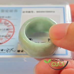 Nhẫn Ngọc Cẩm Thạch Càn Long Hoa Bay Gà Đen type A, chột 13.2mm, nhiều size - Nông Trại Cẩm Thạch